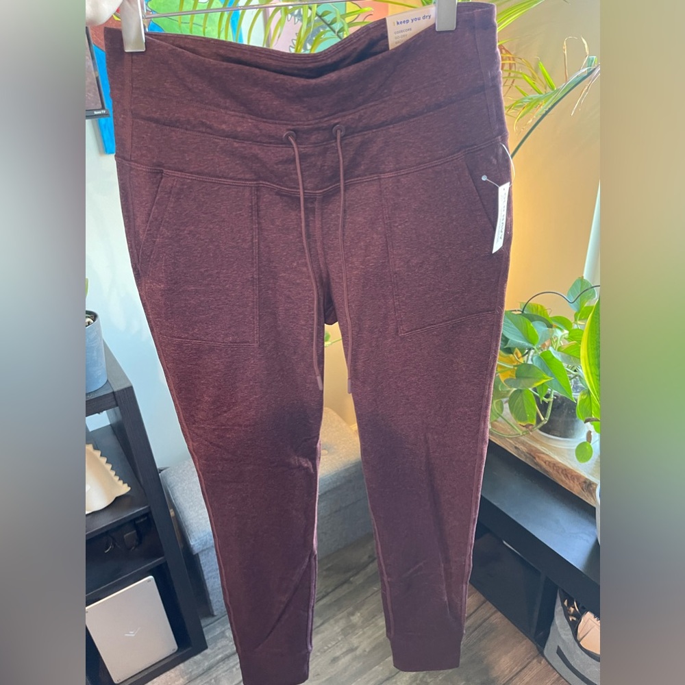 High-rise active legging